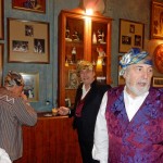 Despues de la ofrenda, el desayuno en La Pasión